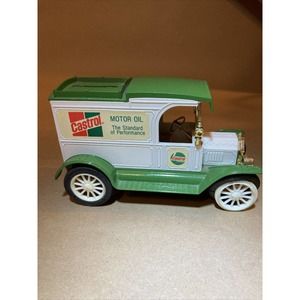 ERTL 1913 Ford Model T Van Bank Castrol Motor Oil Die Cast 1:34 With Key